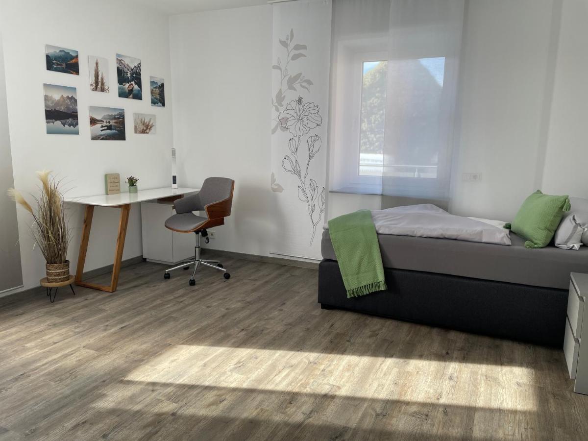 Wohnung für Berufstätige Hünfeld Exterior foto